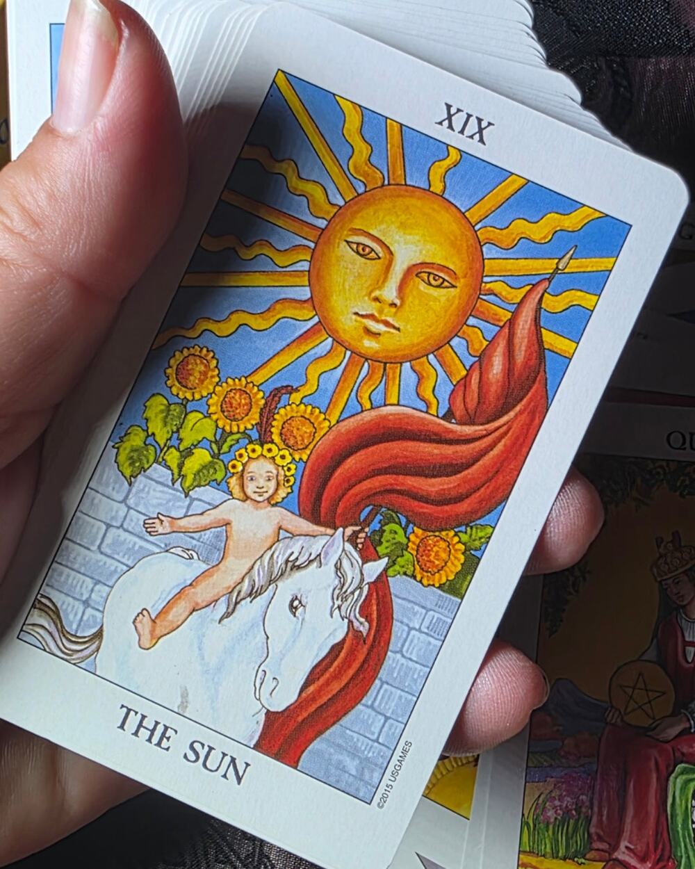 Radiant Rider-Waite® Tarot – Pocket Tin Edition (Complete 78-Card Deck)